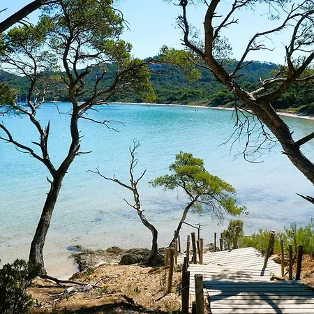 Appartamento Hyeguy Pour 3 Personnes En Rez De Jardin Avec Piscine Commune A Giens *
